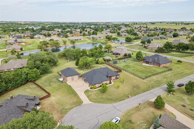 14543 Ashwood Court, Edmond, OK 73025