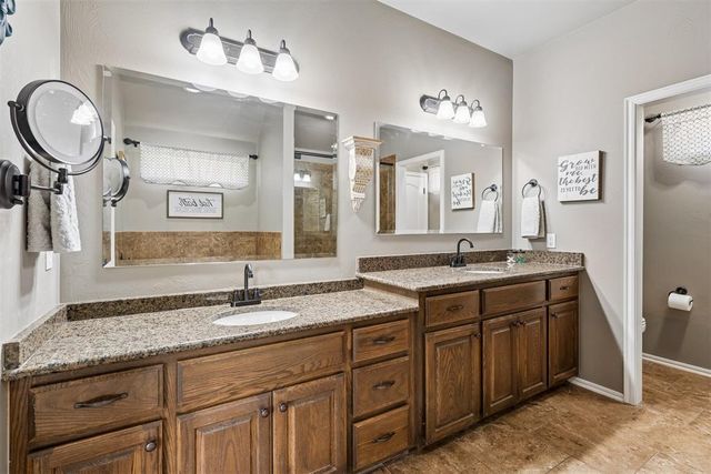 14543 Ashwood Court, Edmond, OK 73025