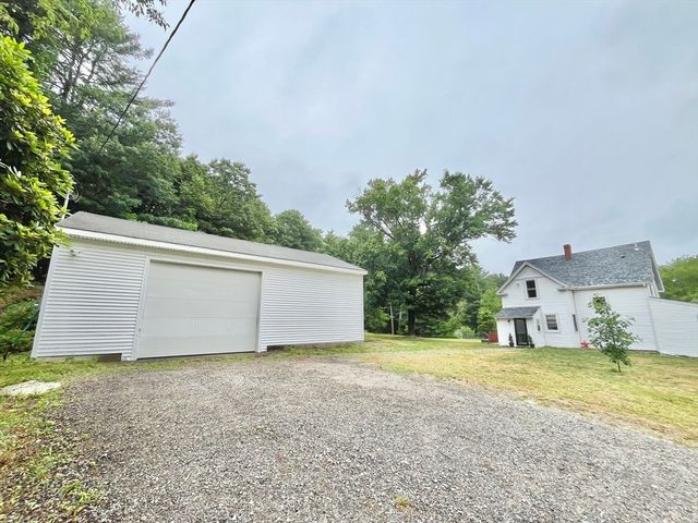 50 Cross St, Middleboro, MA 02346