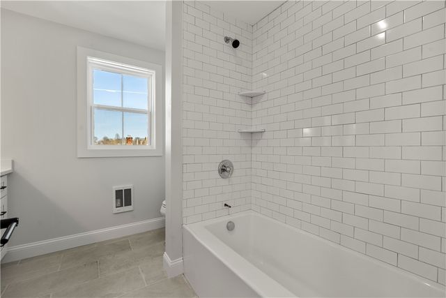 36 Evarts Street 3, Newport, RI 02840