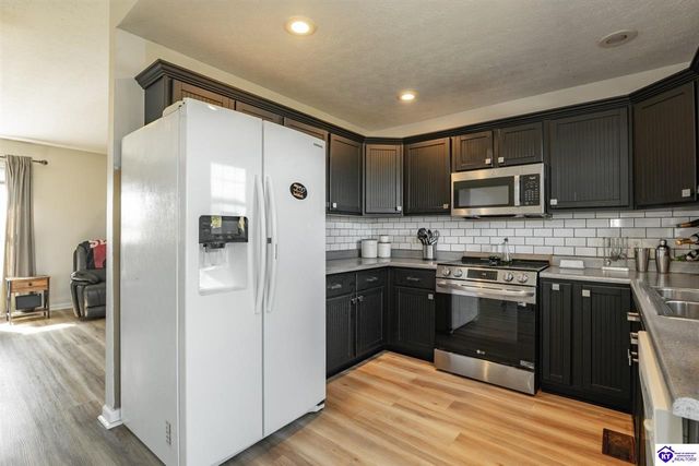 2712 Roundtop Road, Elizabethtown, KY 42701
