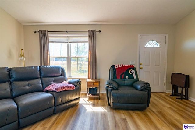 2712 Roundtop Road, Elizabethtown, KY 42701