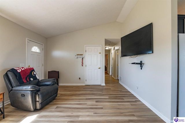 2712 Roundtop Road, Elizabethtown, KY 42701