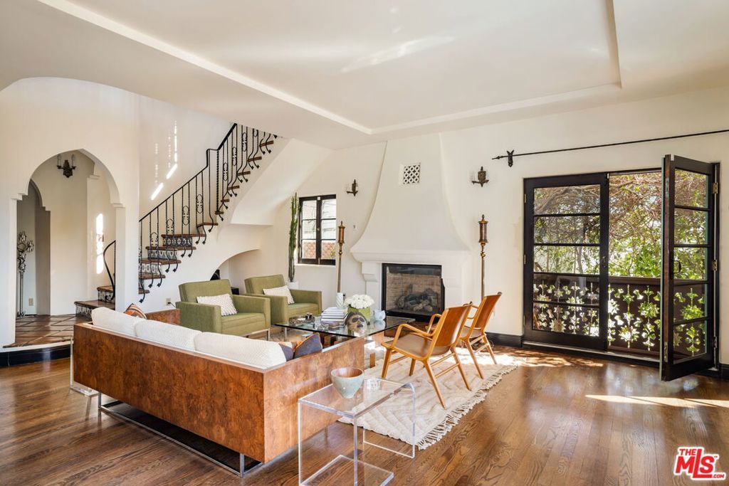 3313 Descanso Drive, Los Angeles, CA 90026 — photo 4