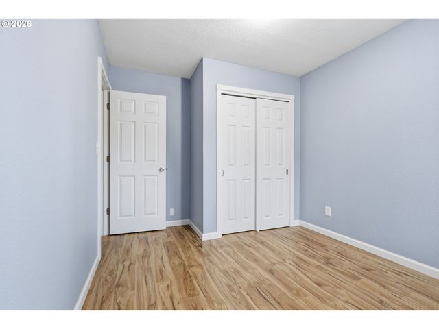 2005 CARLSON Rd, Vancouver, WA 98661