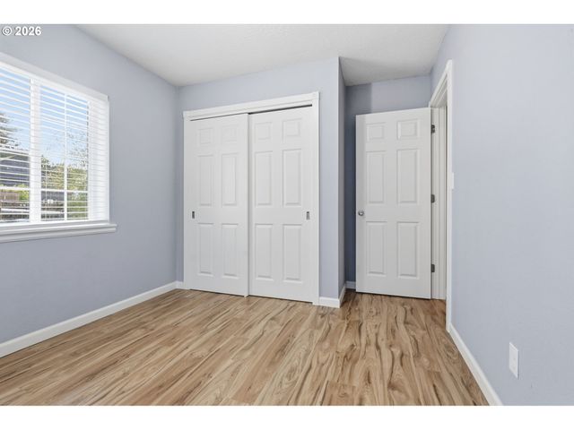2005 CARLSON Rd, Vancouver, WA 98661