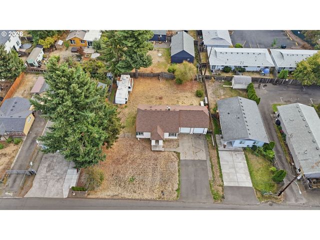 2005 CARLSON Rd, Vancouver, WA 98661