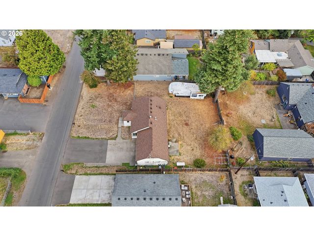 2005 CARLSON Rd, Vancouver, WA 98661
