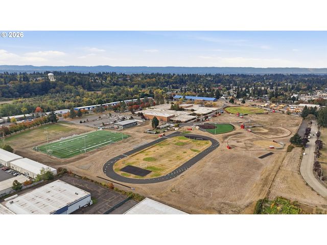 2005 CARLSON Rd, Vancouver, WA 98661
