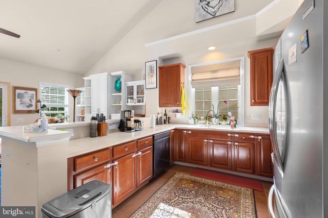 6 WHALEBACK LN, Fredericksburg, VA 22406