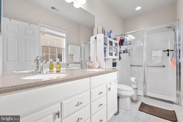 6 WHALEBACK LN, Fredericksburg, VA 22406