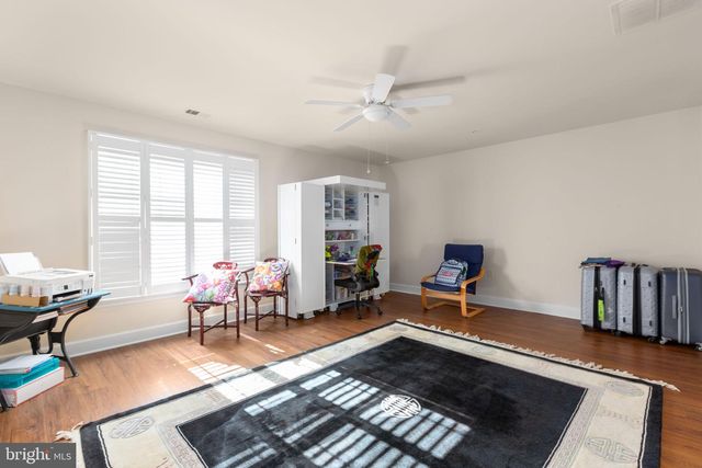 6 WHALEBACK LN, Fredericksburg, VA 22406