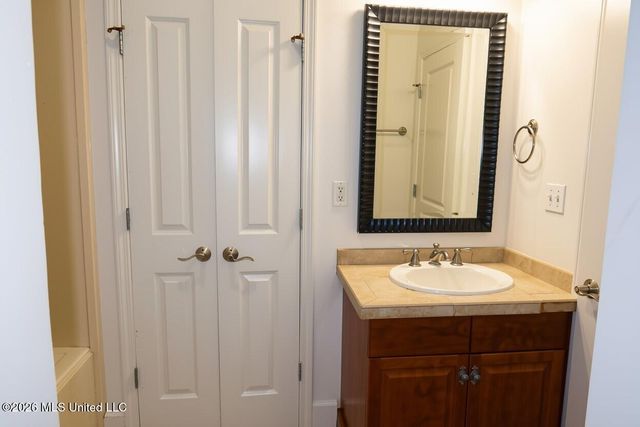 308 E Pearl Street, 1002, Jackson, MS 39201