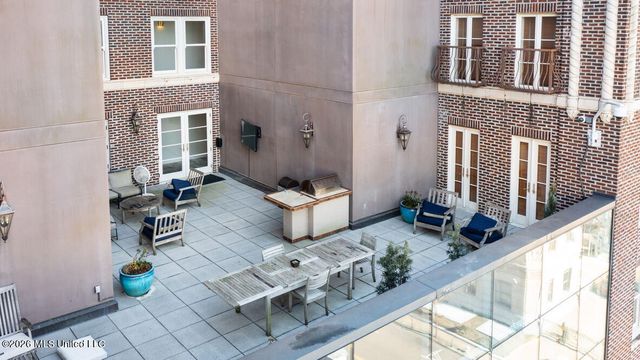 308 E Pearl Street, 1002, Jackson, MS 39201