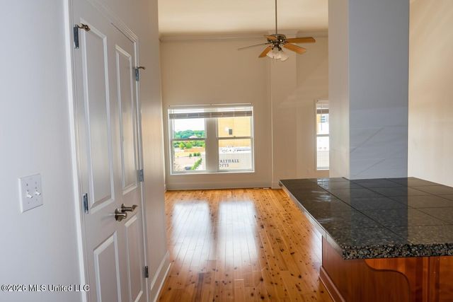 308 E Pearl Street, 1002, Jackson, MS 39201