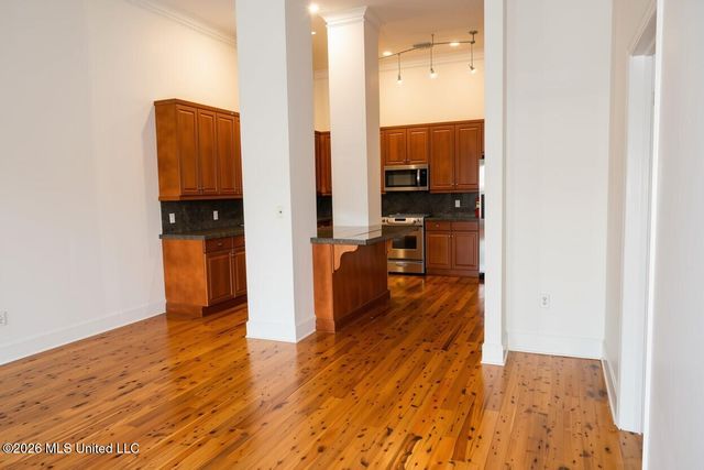 308 E Pearl Street, 1002, Jackson, MS 39201