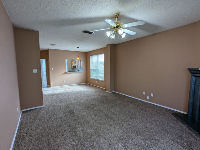 6425 Rainwater Way, Fort Worth, TX 76179