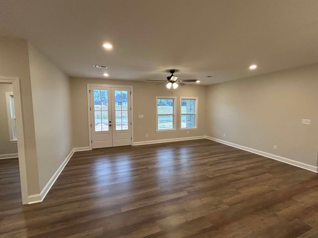 775 CORDOVA CV, Savannah, TN 38372