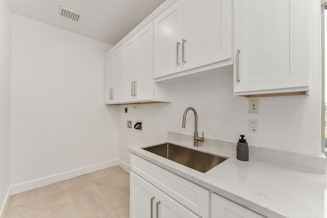 7630 Goose Hill Ranch Rd, Ione, CA 95640