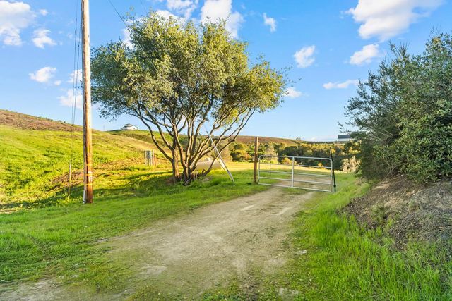 7630 Goose Hill Ranch Rd, Ione, CA 95640