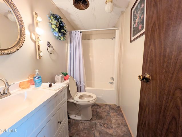 380 Hospital Drive, Clintwood, VA 24228