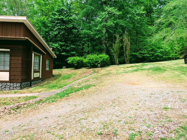 380 Hospital Drive, Clintwood, VA 24228