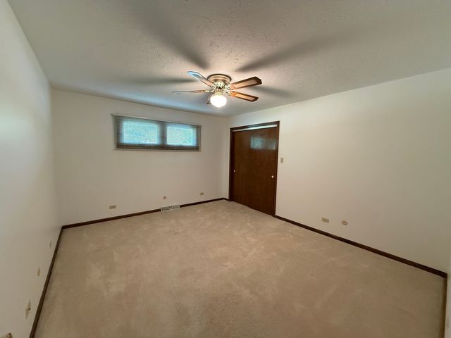 613 Fairlane Drive, Joliet, IL 60435