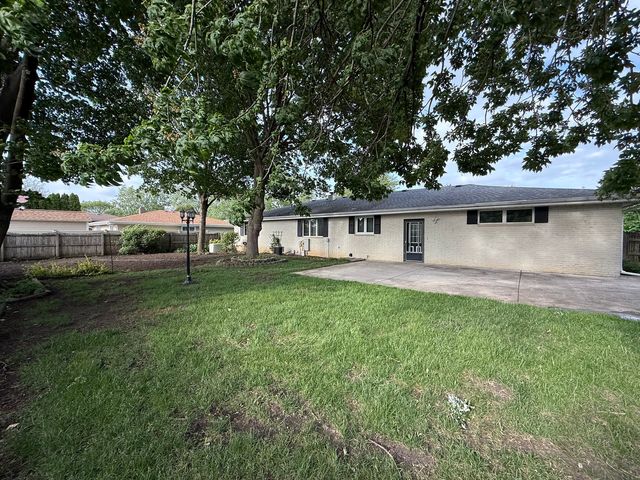 613 Fairlane Drive, Joliet, IL 60435
