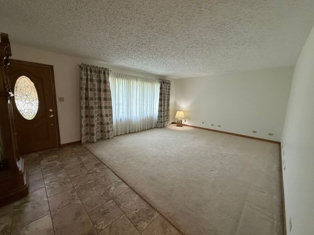 613 Fairlane Drive, Joliet, IL 60435