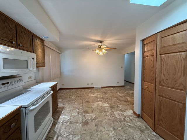 613 Fairlane Drive, Joliet, IL 60435