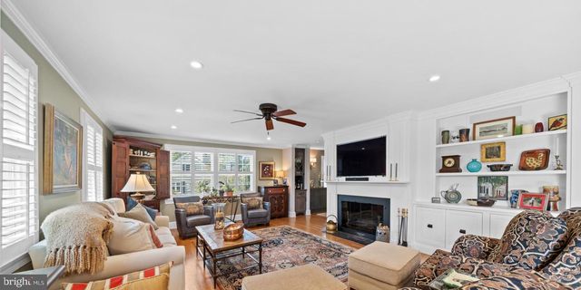 1107 QUEENS WAY, West Chester, PA 19382