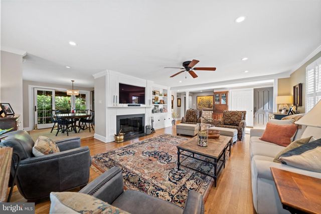 1107 QUEENS WAY, West Chester, PA 19382