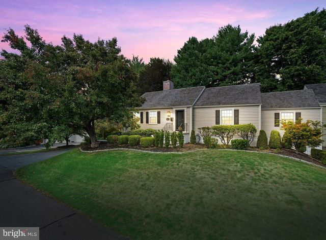 1107 QUEENS WAY, West Chester, PA 19382