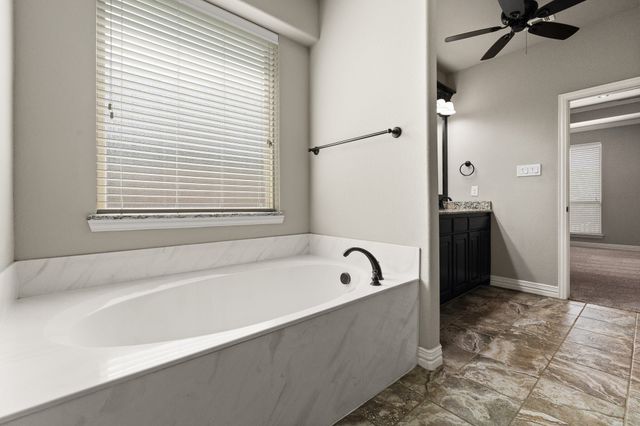 108 Odonna Drive, Waxahachie, TX 75165