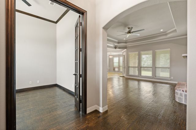 108 Odonna Drive, Waxahachie, TX 75165