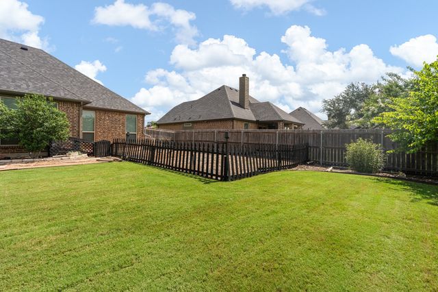 108 Odonna Drive, Waxahachie, TX 75165