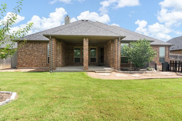 108 Odonna Drive, Waxahachie, TX 75165