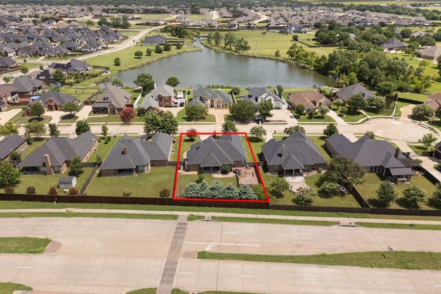 108 Odonna Drive, Waxahachie, TX 75165