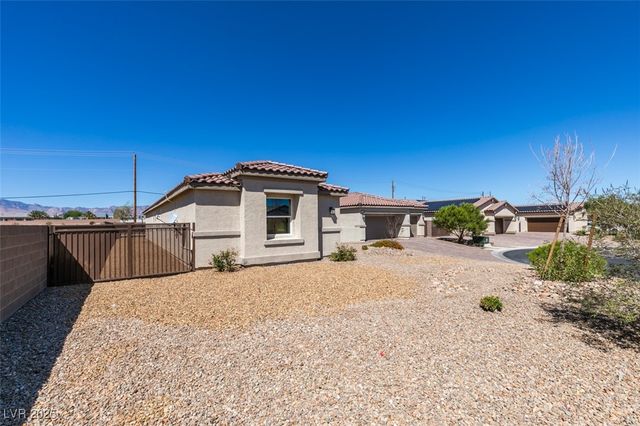 8741 Grand Pass Court, Las Vegas, NV 89113