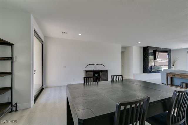 8741 Grand Pass Court, Las Vegas, NV 89113