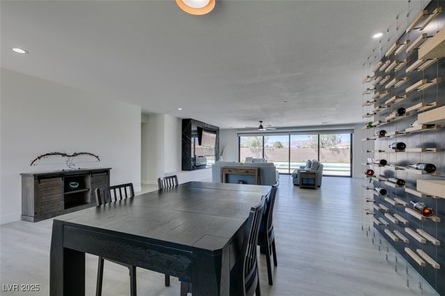 8741 Grand Pass Court, Las Vegas, NV 89113