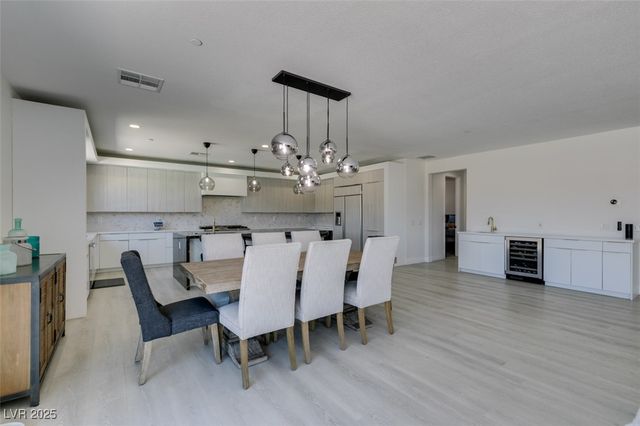 8741 Grand Pass Court, Las Vegas, NV 89113