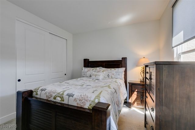 8741 Grand Pass Court, Las Vegas, NV 89113