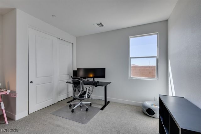 8741 Grand Pass Court, Las Vegas, NV 89113