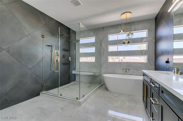 8741 Grand Pass Court, Las Vegas, NV 89113