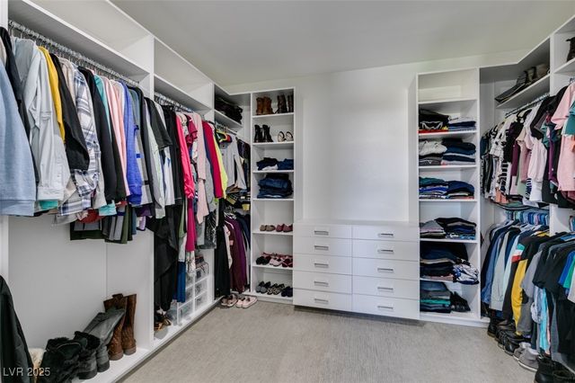 8741 Grand Pass Court, Las Vegas, NV 89113