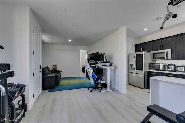 8741 Grand Pass Court, Las Vegas, NV 89113