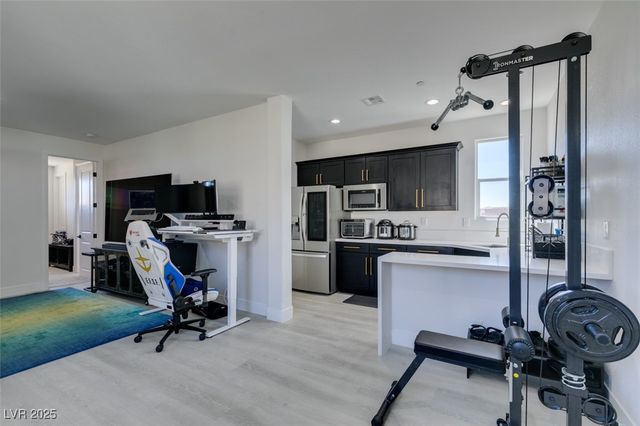 8741 Grand Pass Court, Las Vegas, NV 89113