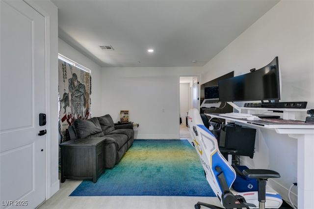 8741 Grand Pass Court, Las Vegas, NV 89113