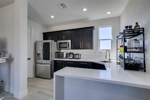 8741 Grand Pass Court, Las Vegas, NV 89113